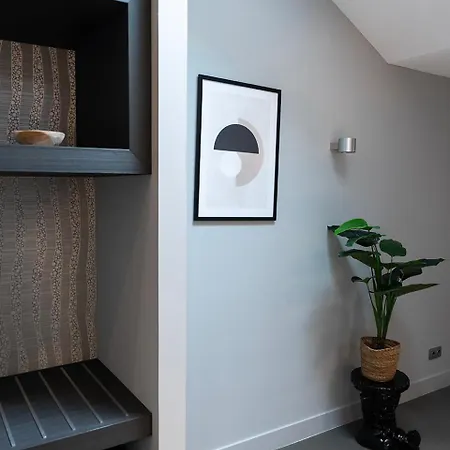 Prime Location With Wifi, Hotelbeds, Parking Oss